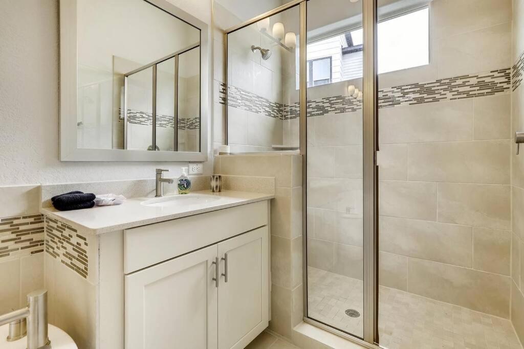 Gorgeous 4 Bed Home On St Mary'S - Minutes To Riverwalk/Pearl San Antonio Buitenkant foto