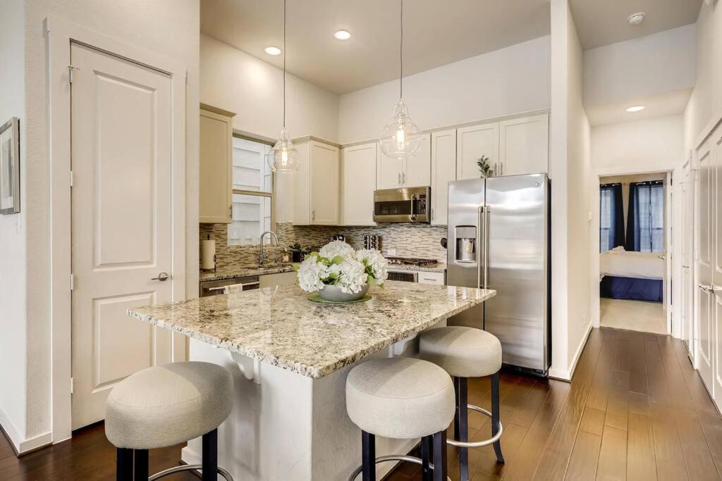Gorgeous 4 Bed Home On St Mary'S - Minutes To Riverwalk/Pearl San Antonio Buitenkant foto