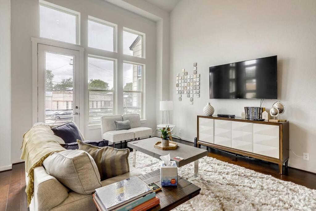 Gorgeous 4 Bed Home On St Mary'S - Minutes To Riverwalk/Pearl San Antonio Buitenkant foto
